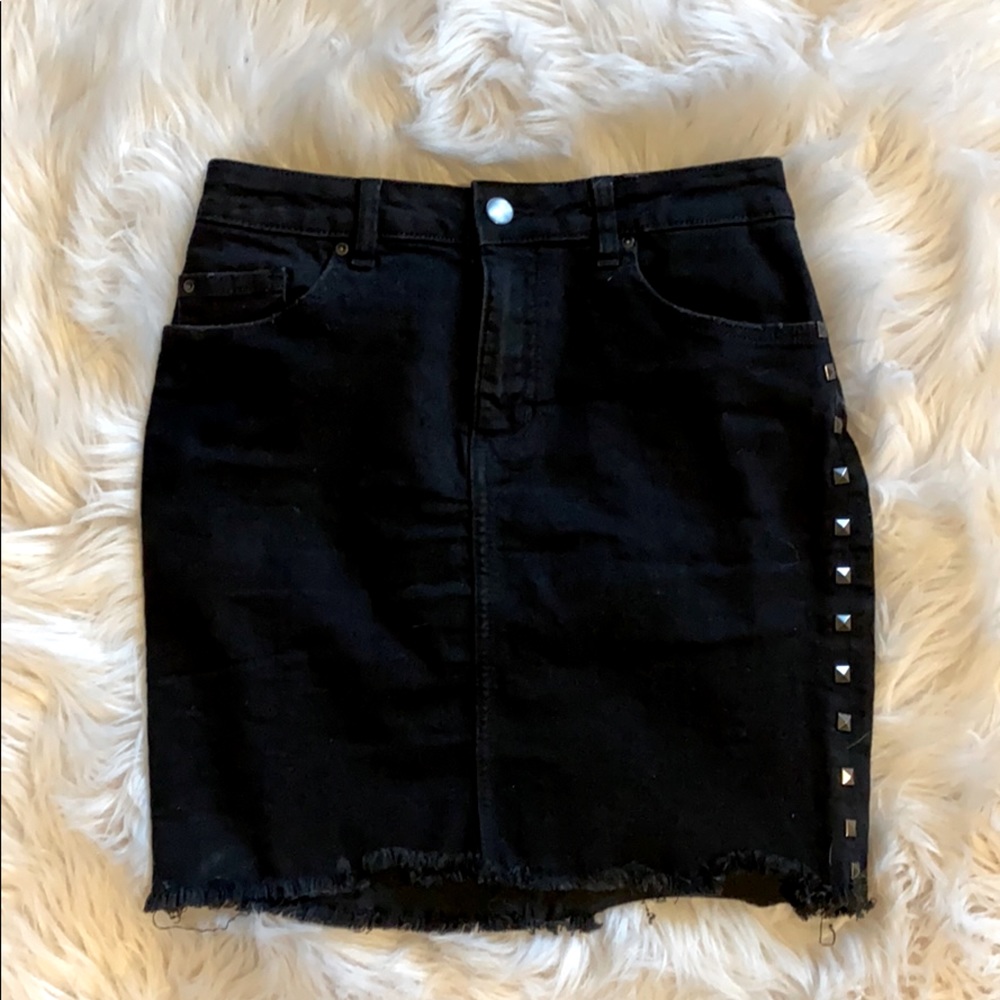 H&M Studded Pencil Skirt